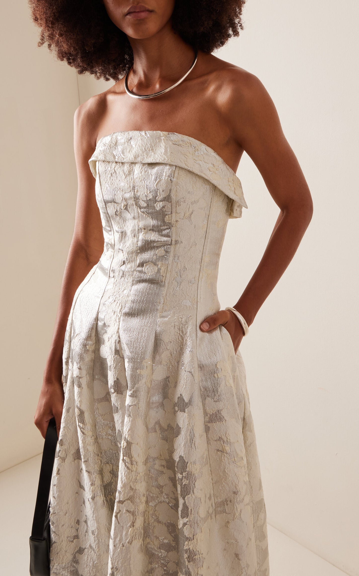 Octavia Strapless Gown Octavia Simple gentle beautiful and grand