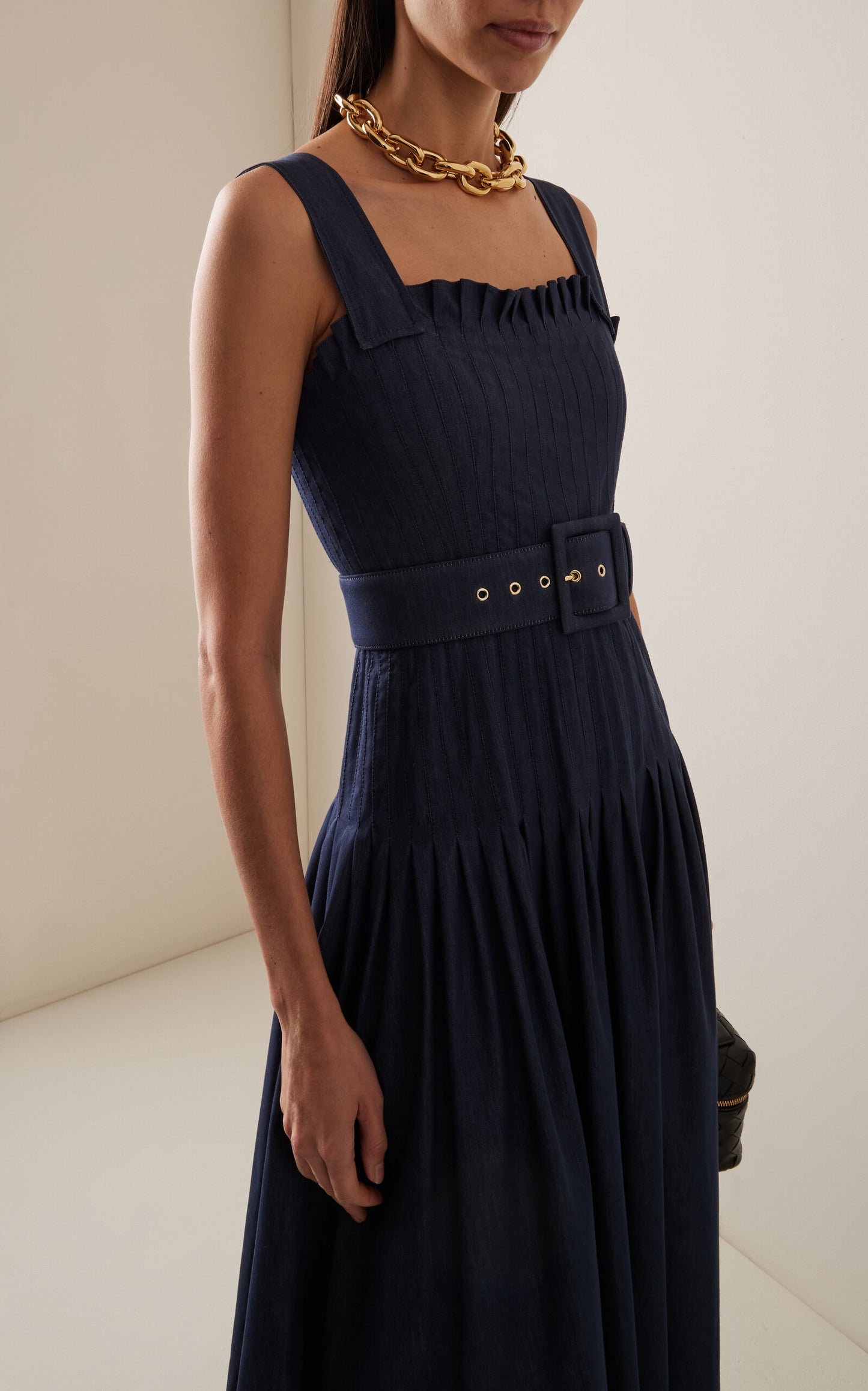 Pleated Cotton Chambray Twill Midi Dress Full of charm simple and atmospheric