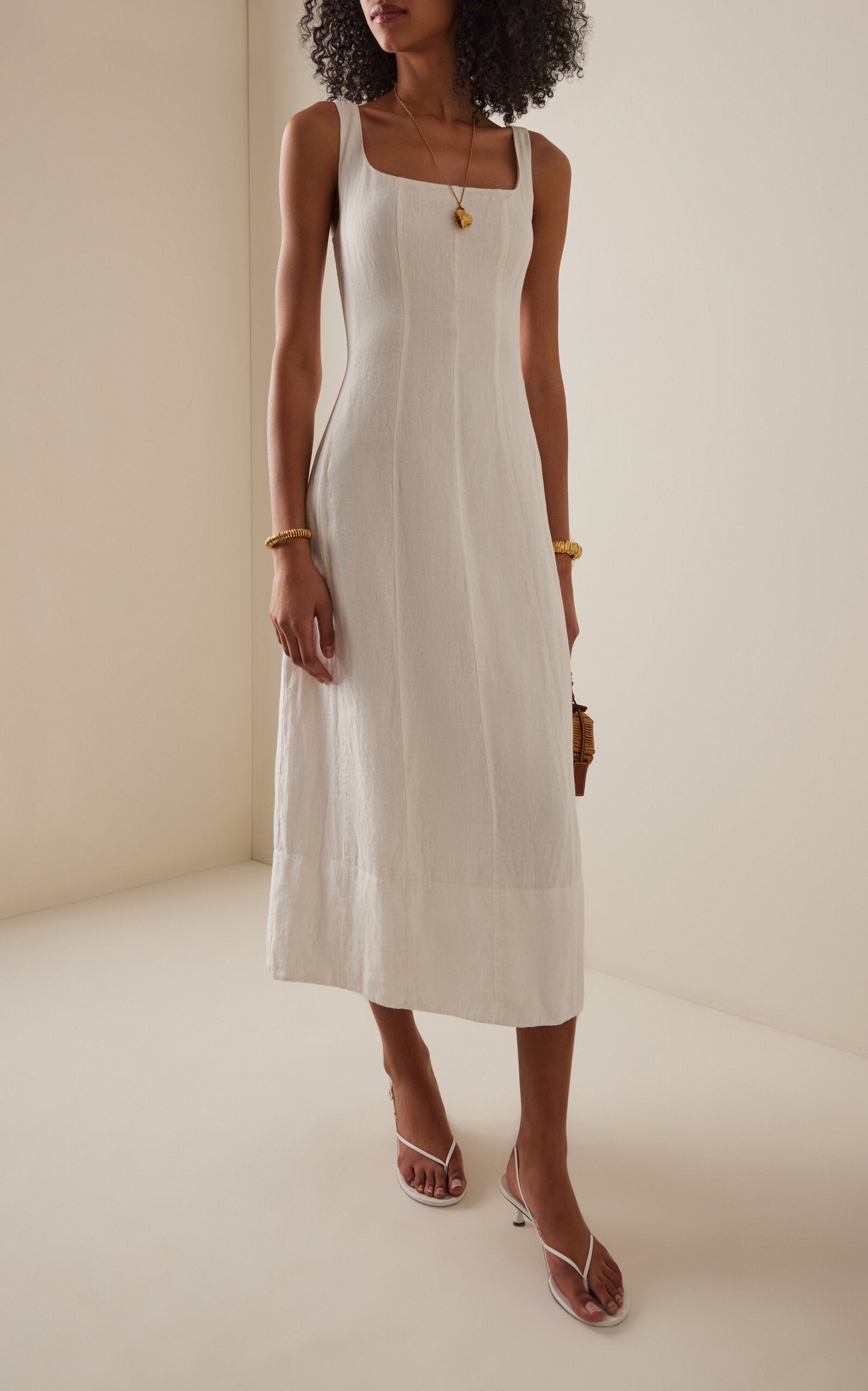 Kinney Linen Midi Dress Kinney Full of charm simple and atmospheric