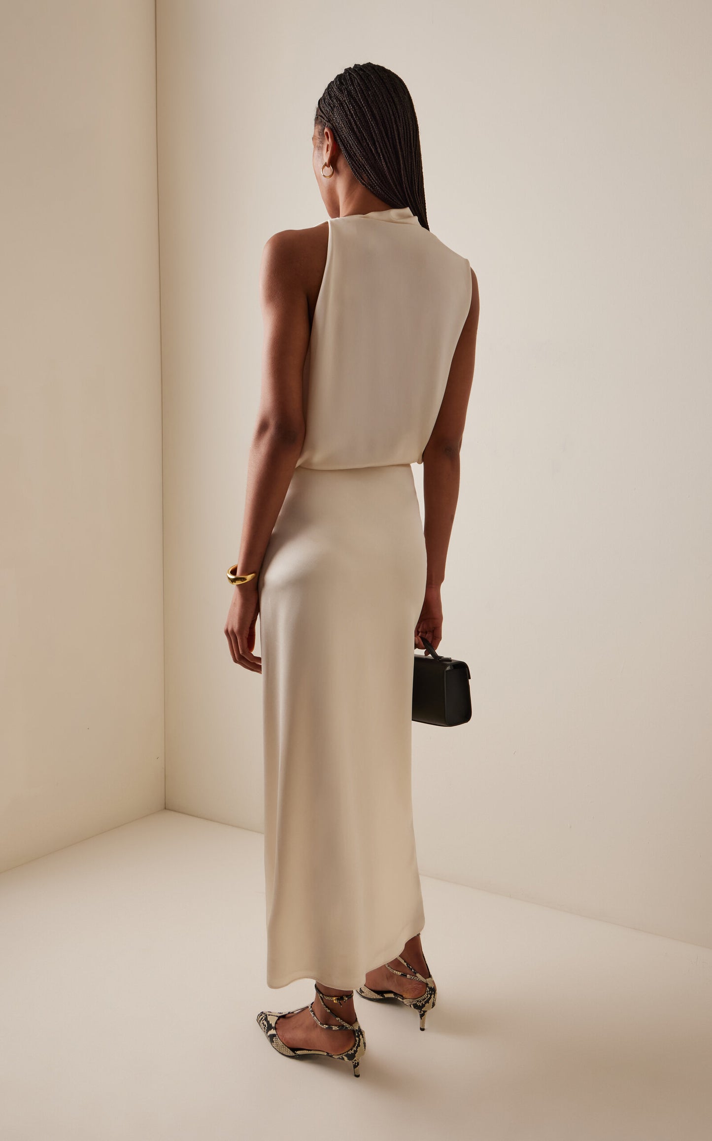 Draped Satin Dress Gentle beautiful and grand