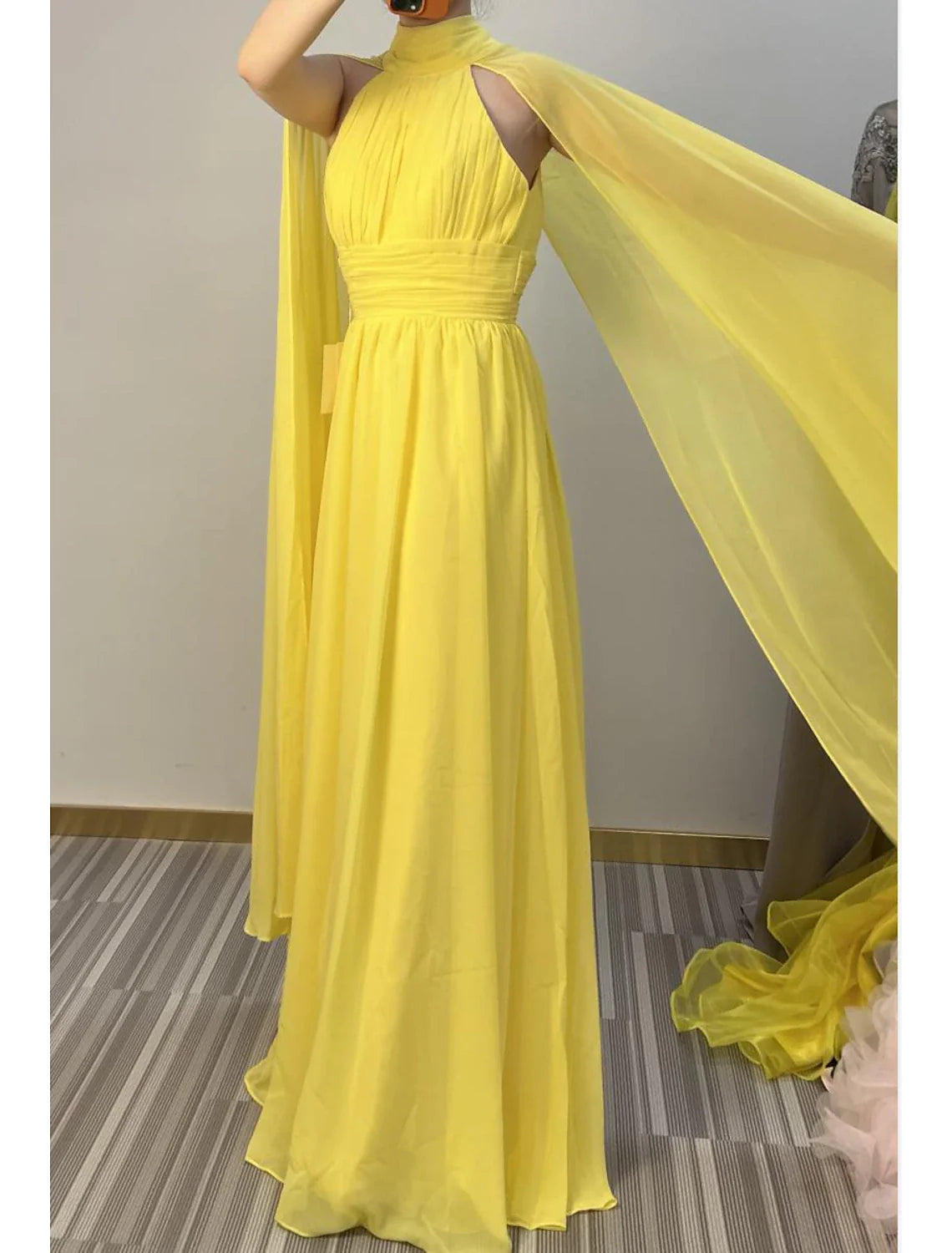 Evening Gown Elegant Dress Formal Wedding Guest Floor Length Sleeveless High Neck Capes Chiffon with Ruched simple gentle atmospheric and unique desi Bring summer colors to enhance whiteness