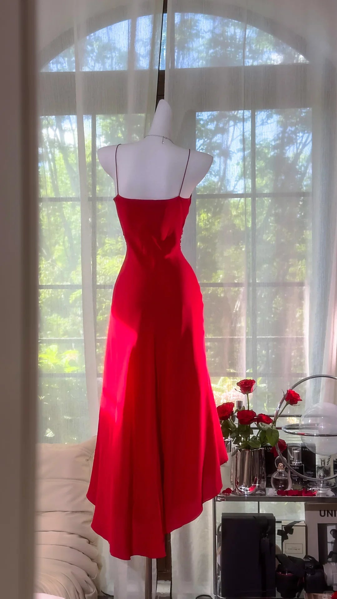Pretty Red V Neck Chiffon Party Dress Spaghetti Straps Mermaid Birthday Prom Dress simple gentle atmospheric and unique desi Bring summer colors to enhance whiteness