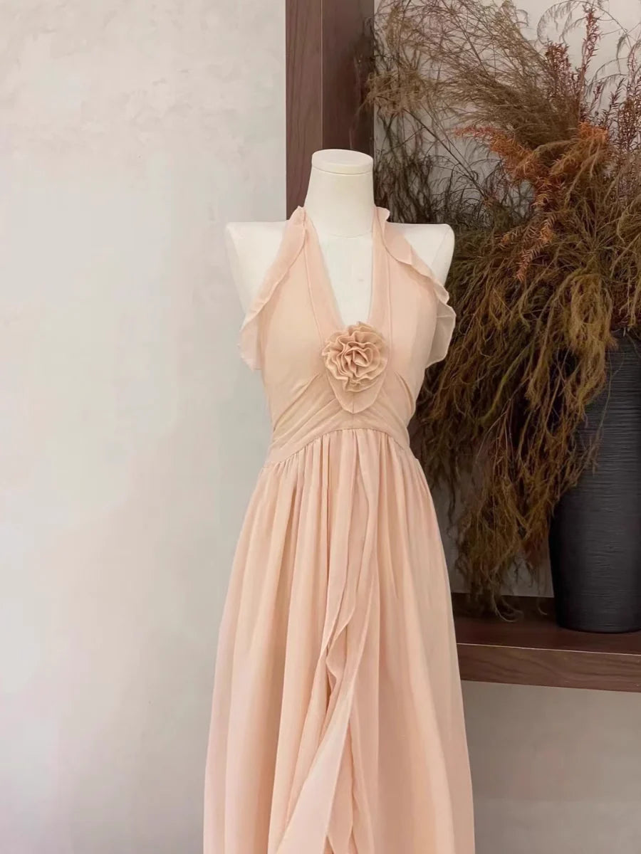 Sexy A Line Halter Ruffled Chiffon Long Women's Holiday Dresses simple gentle atmospheric and unique desi Bring summer colors to enhance whiteness