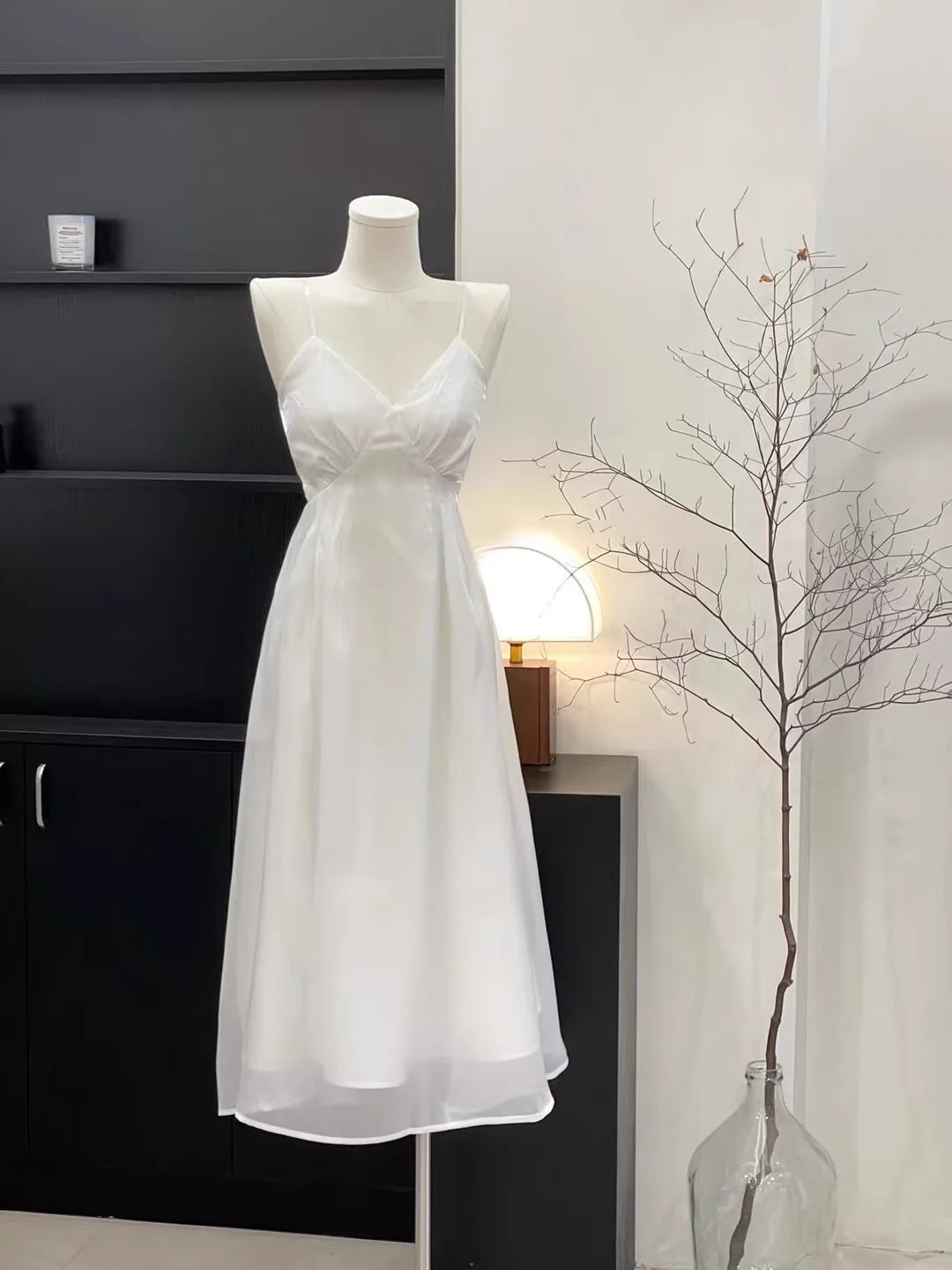 Chic A Line Halter Short Women's Holiday Dresses simple gentle atmospheric and unique desi Bring summer colors to enhance whiteness(副本)
