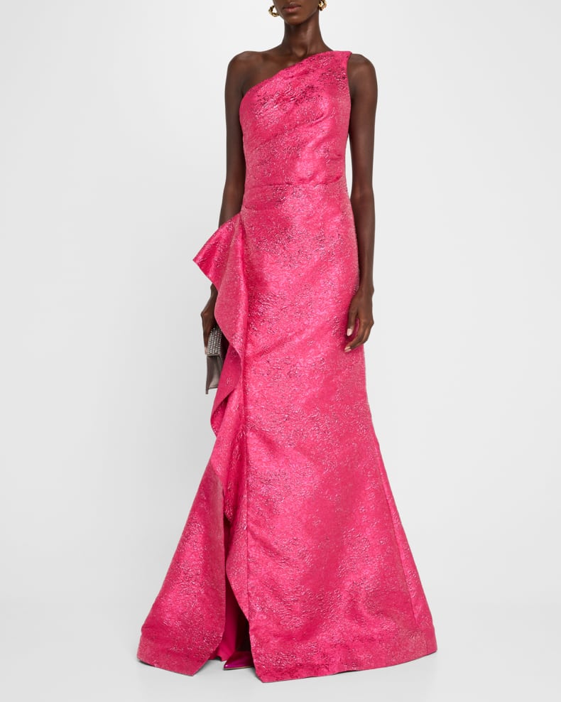 Ruffles JacCrystal Rose Guipure Long-Sleeve Gown Beautiful and charming simple and unique design