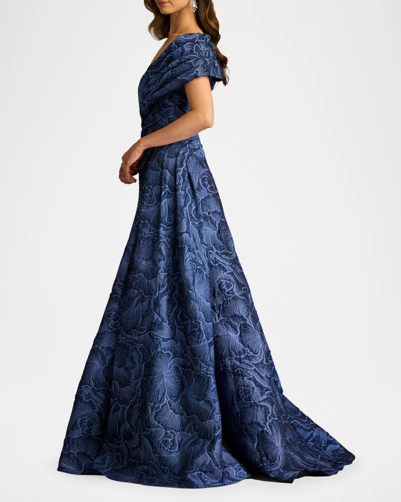Pleated Off-Shoulder Floral Jacquard Gown Beautiful and charming simple and unique design
