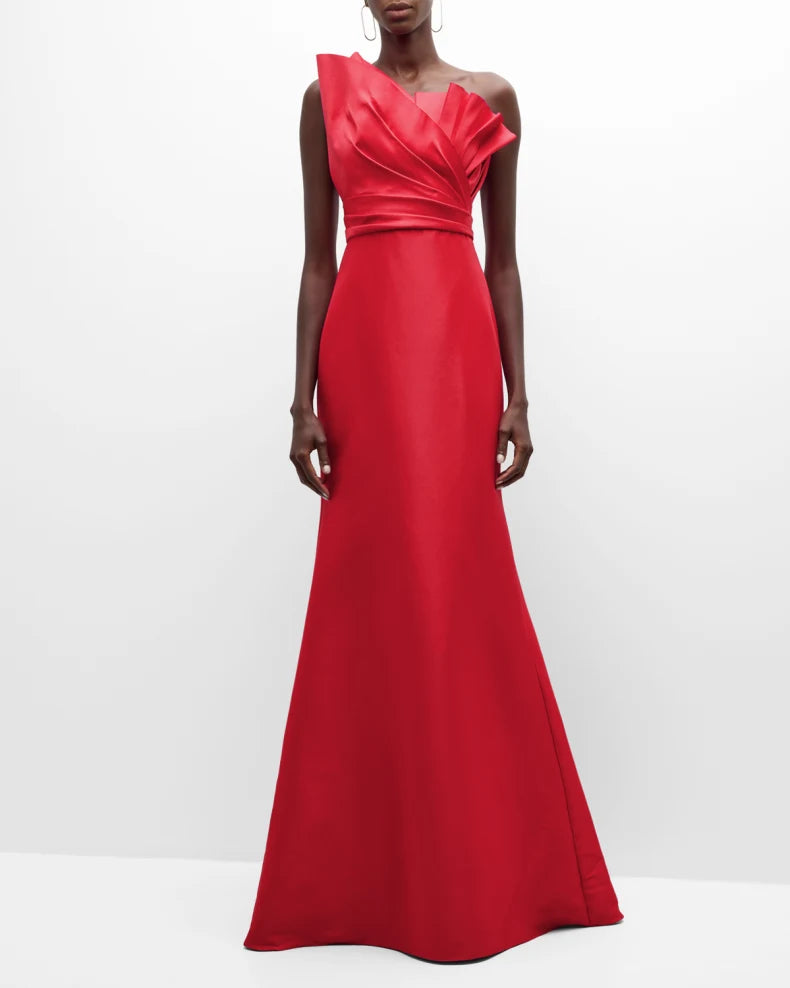Strapless Pleated Trumpet Gown Charming and unique design Beautiful generous simple