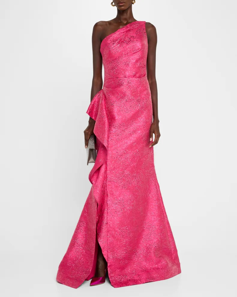 Ruffles JacCrystal Rose Guipure Long-Sleeve Gown Beautiful and charming simple and unique design