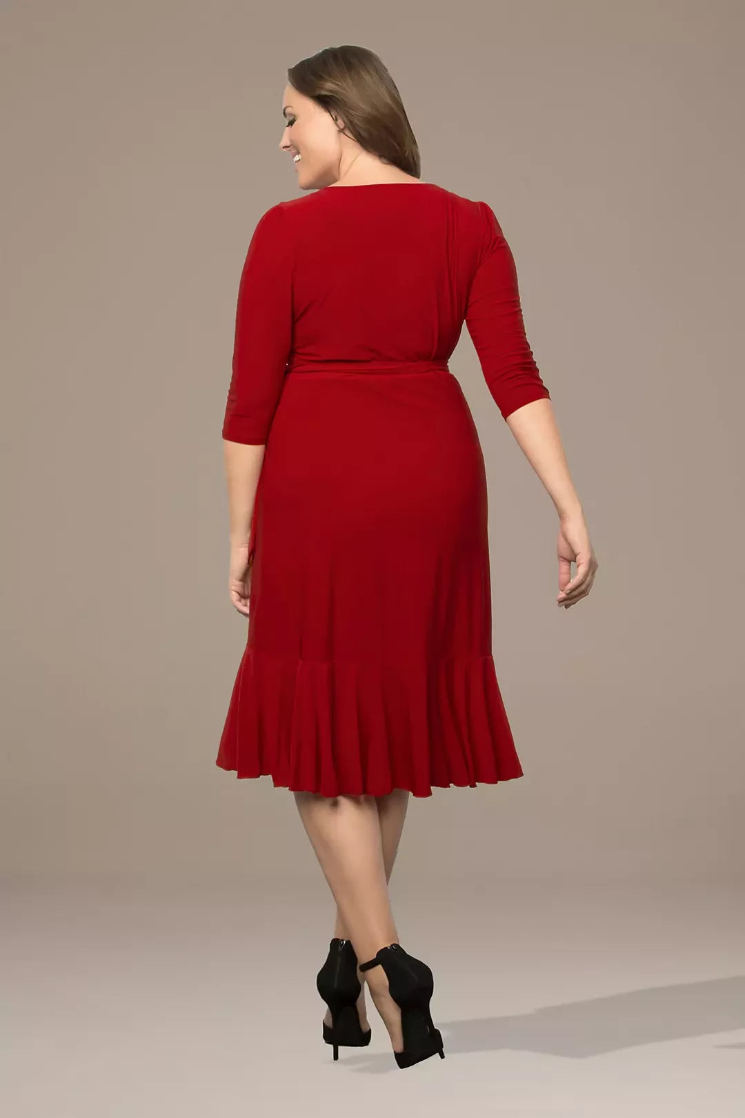 Stylish A Line V Neck Three Quarter Sleeve Ruched Back Midi Length Plus Size Mother of the Bride Dress