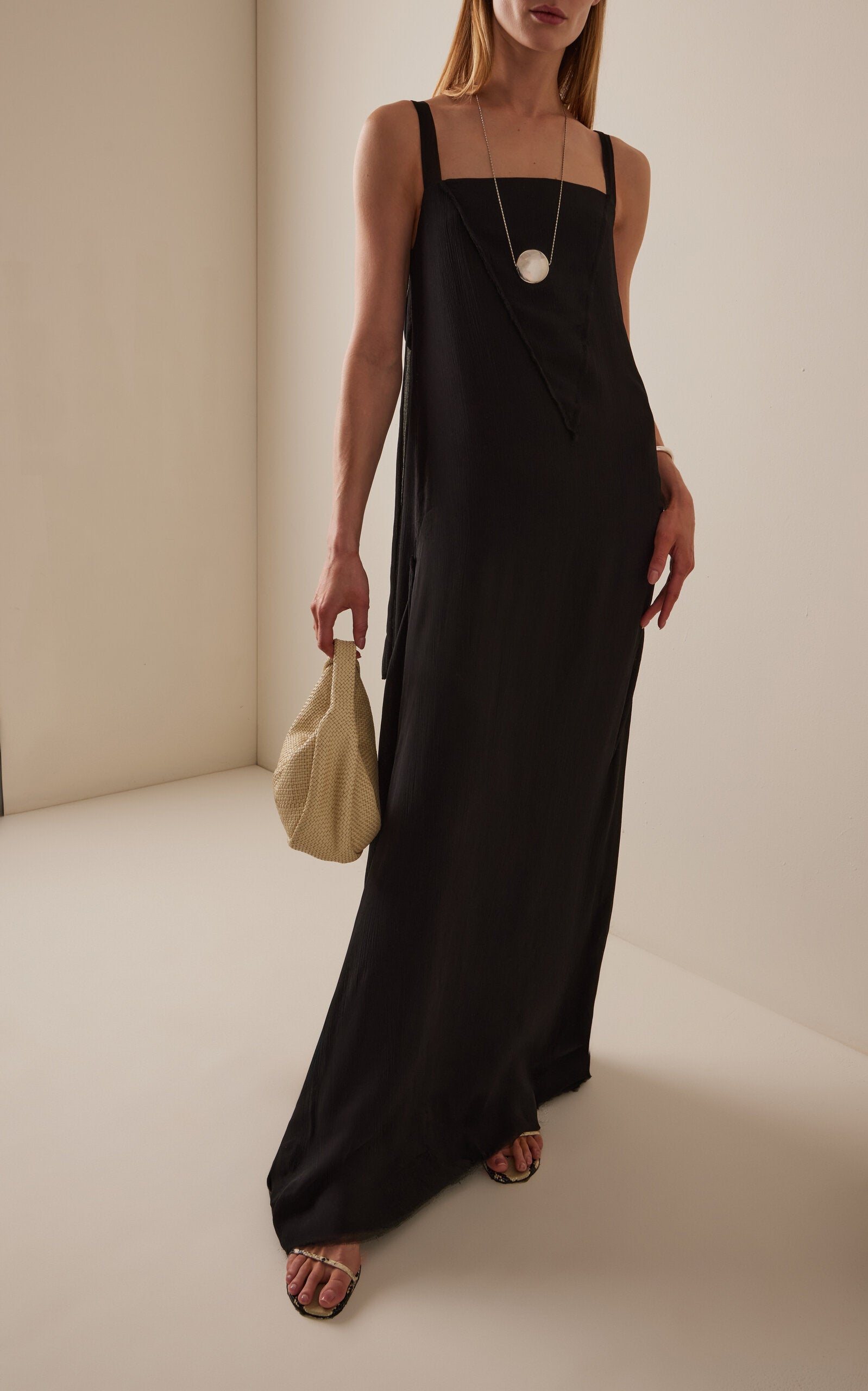 Silk-Chiffon Gown Gentle beautiful and grand