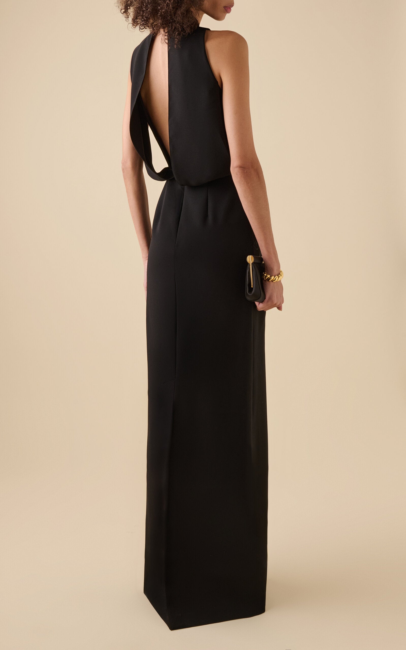 Lace-Embroidered Cady Gown Gentle beautiful and grand