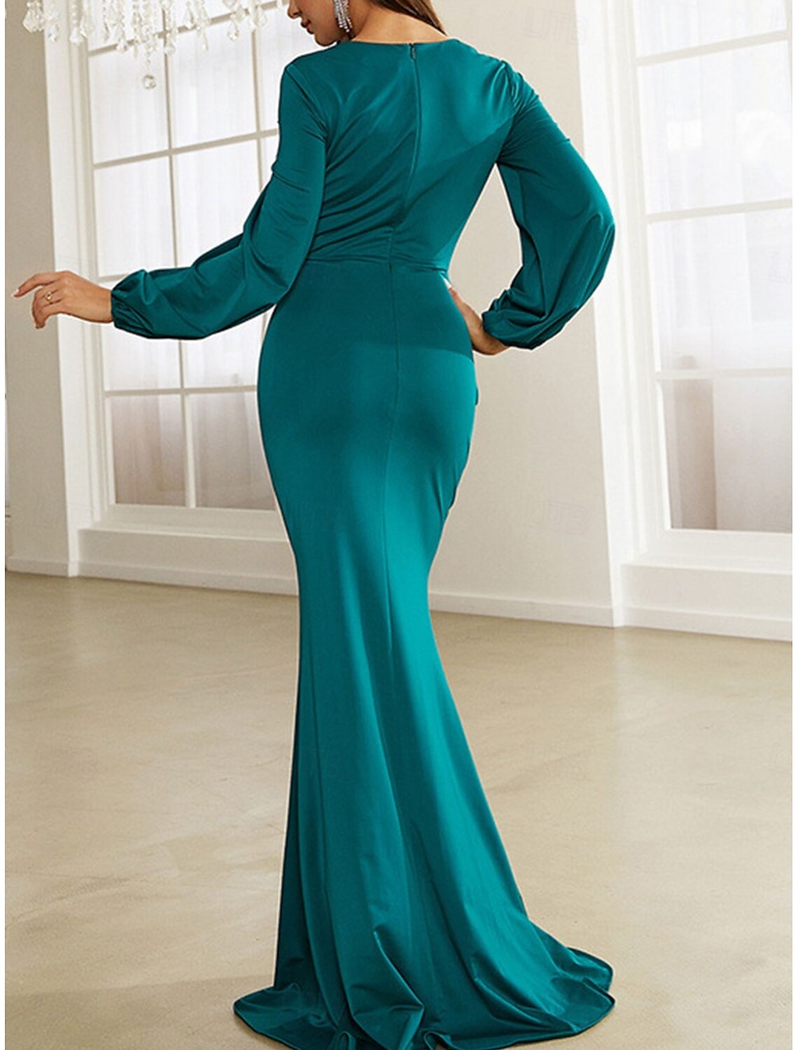 Dress Mother of the Bride Dress Elegant Square Neck Sweep / Brush Train Polyester Long Sleeve with Solid Color