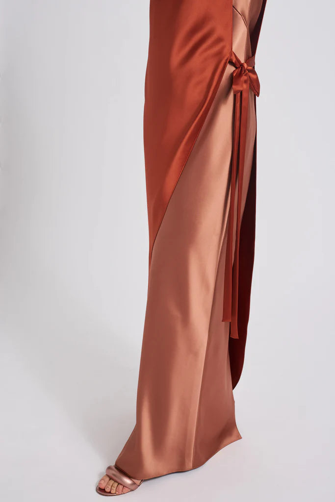 Fluid Satin Draped One Shoulder Gown Simple atmospheric beautiful and unique design