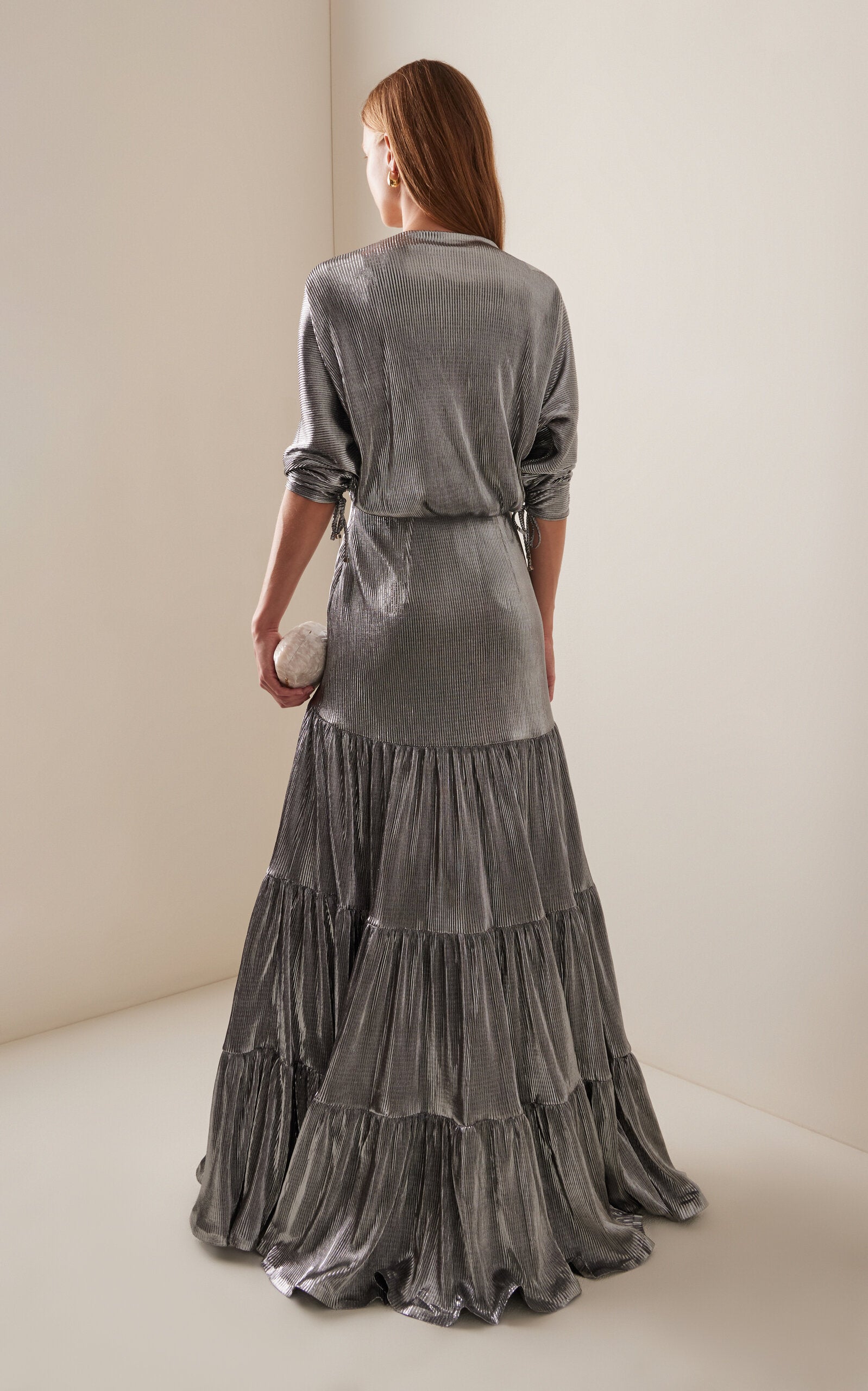 Simple gentle beautiful and grand Exclusive La Dorada Crinkle Dress