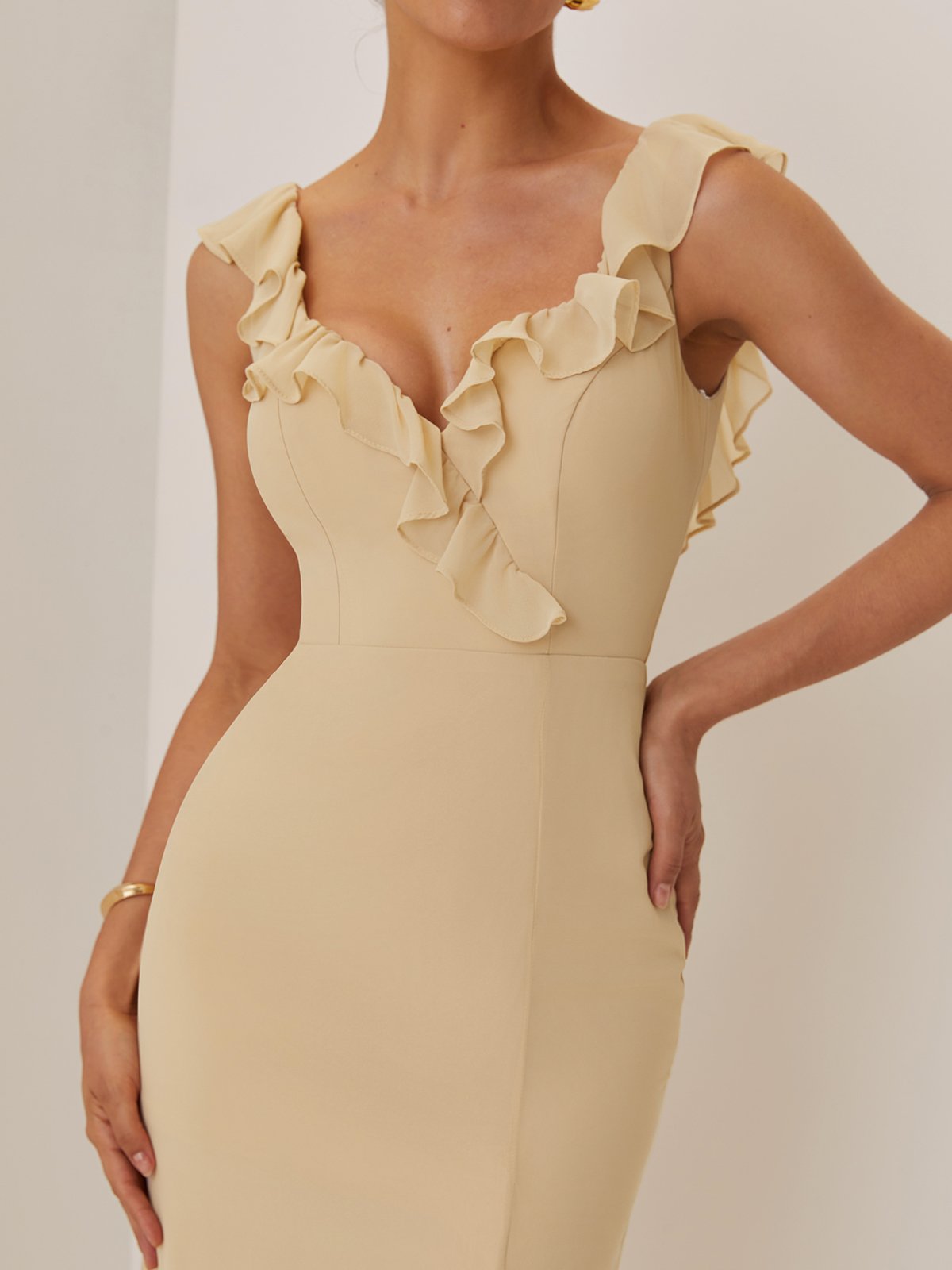 Simple beautiful generous and full of charm Apricot Ruffled Prom Dress Lotus Leaf Collar Sleeveless Mermaid Maxi Dress