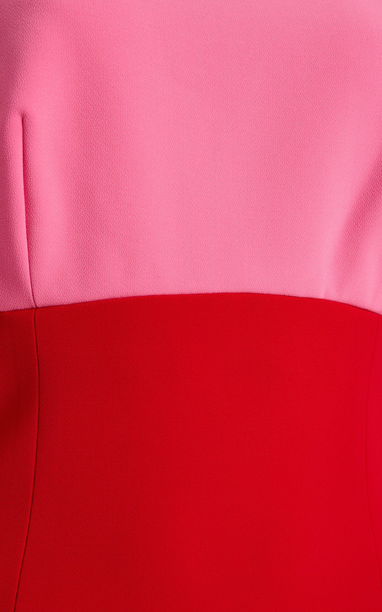 Cutout Crepe Gown Gentle beautiful and grand