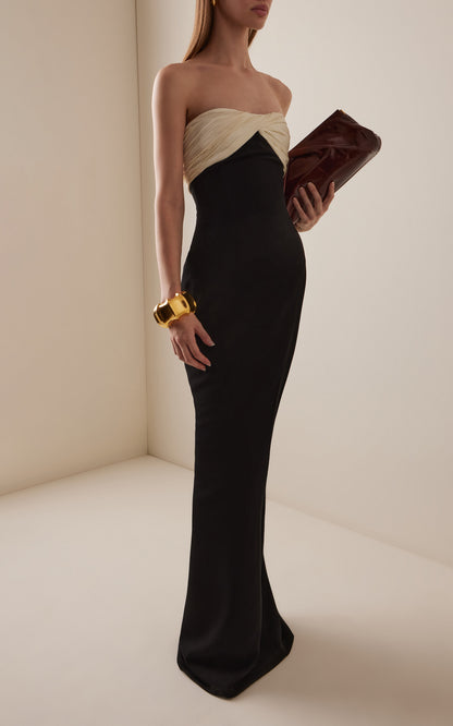 Twist-Detail Silk-Crepe Gown Gentle beautiful and grand