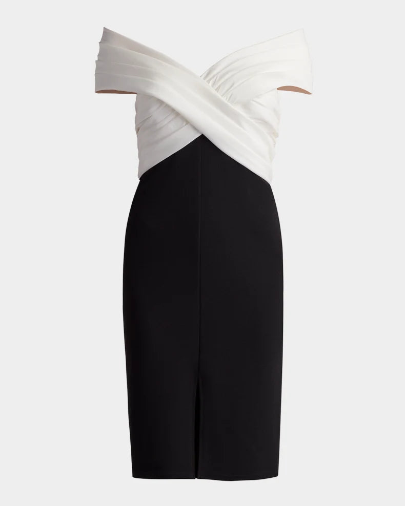 Pleated Two-Tone Crepe & Taffeta Dress Beautiful and charming simple and unique design