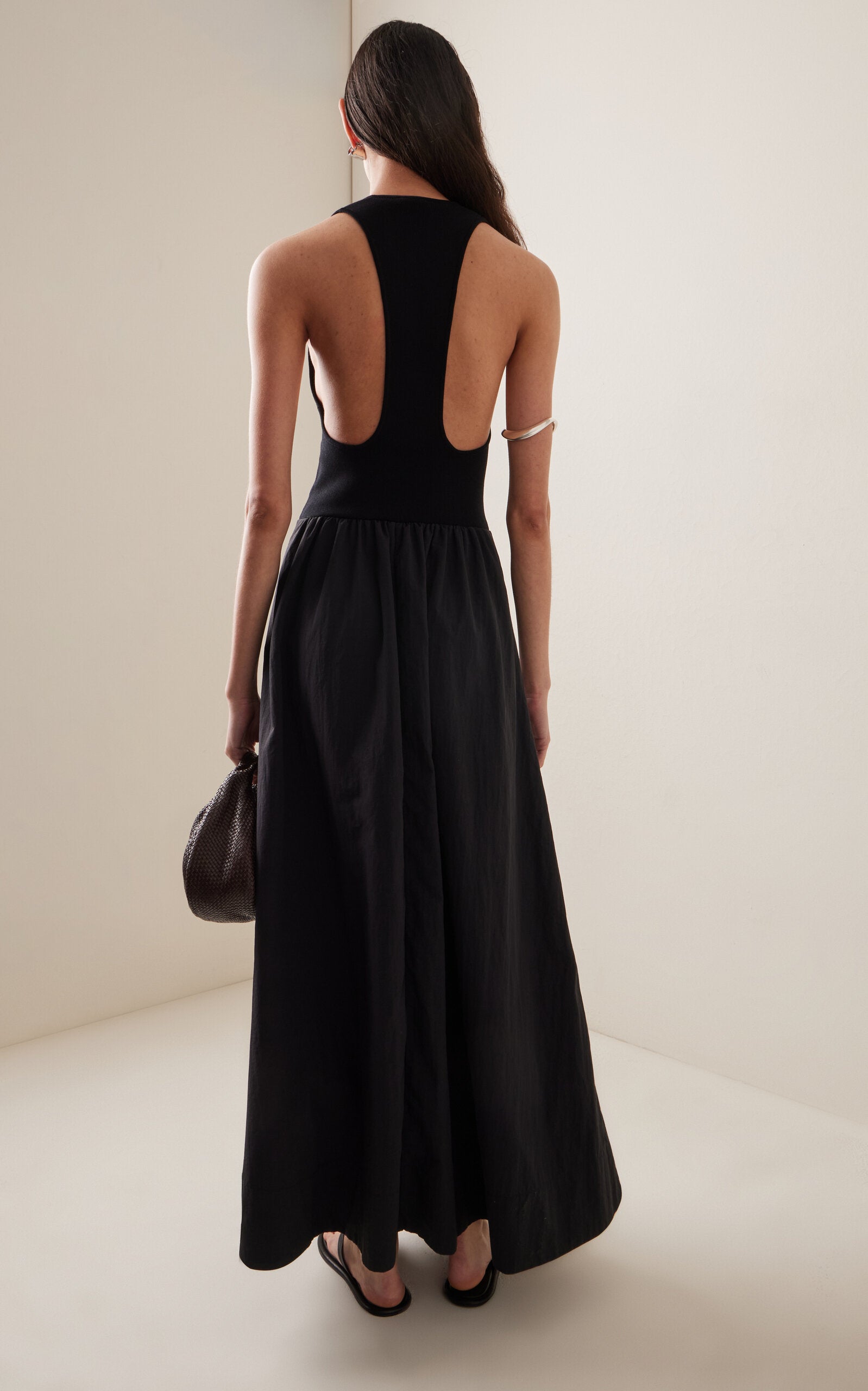 Simple gentle beautiful and grand Plunge Neck Dress