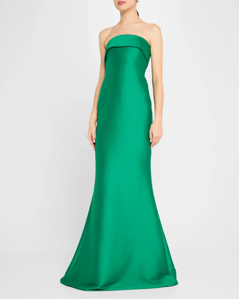 Charming and unique design Beautiful generous simple Strapless Bow-Back Mermaid Gown