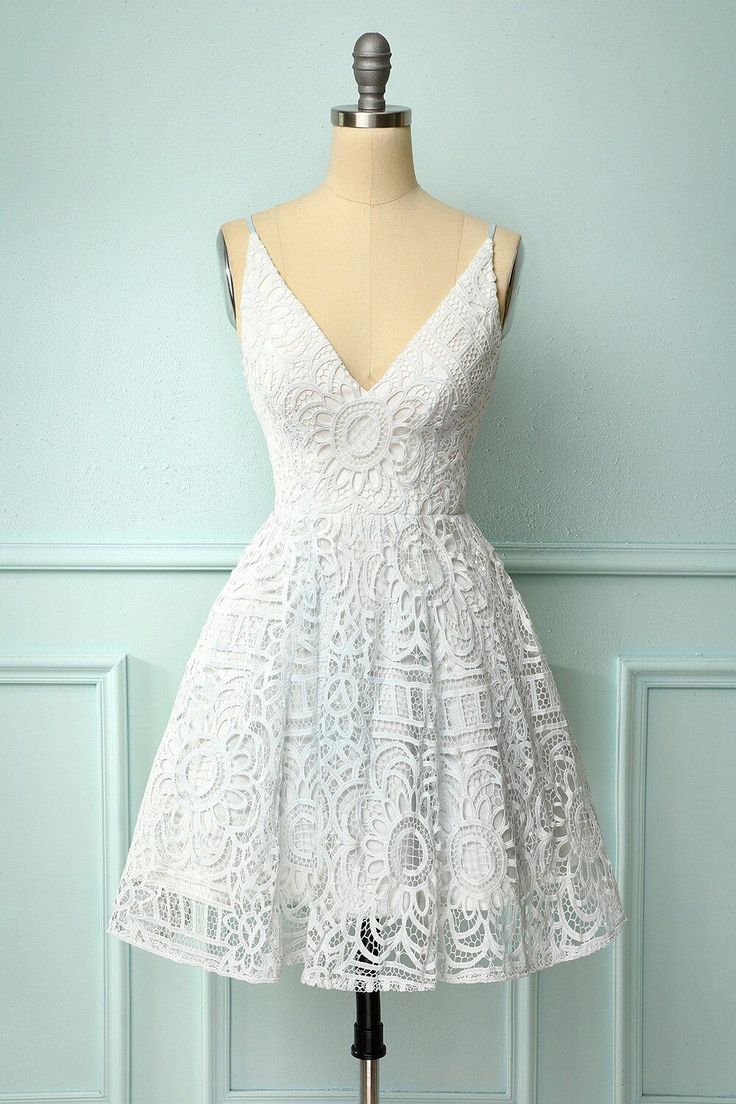 Lovely Champagne Tulle Cute Teen Homecoming Dress with Bow Straps Tulle Formal Dresses（副本）