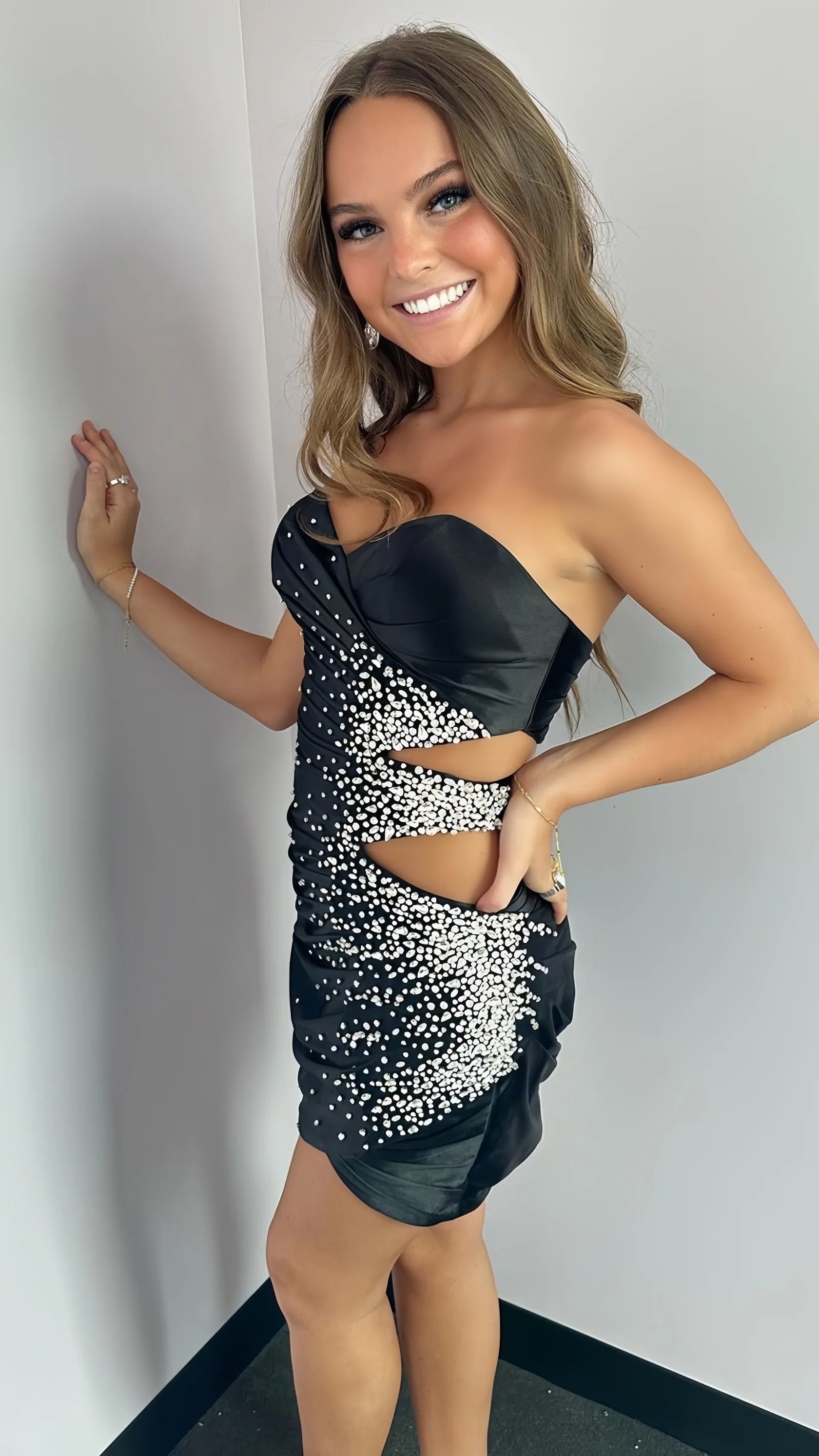 Black Pearl Beaded Homecoming DressesSimple atmospheric beautiful and unique design