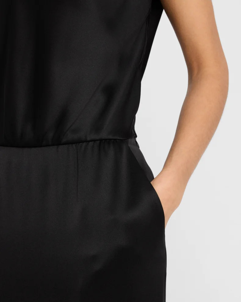 Cap-Sleeve Double Silk Satin Gown Beautiful and charming simple and unique design