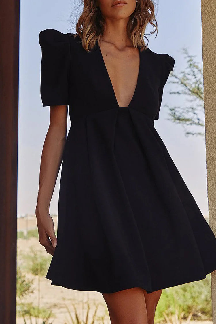 Sexy Solid Zipper V Neck Mini Dress Dresses Simple atmospheric beautiful and unique desi