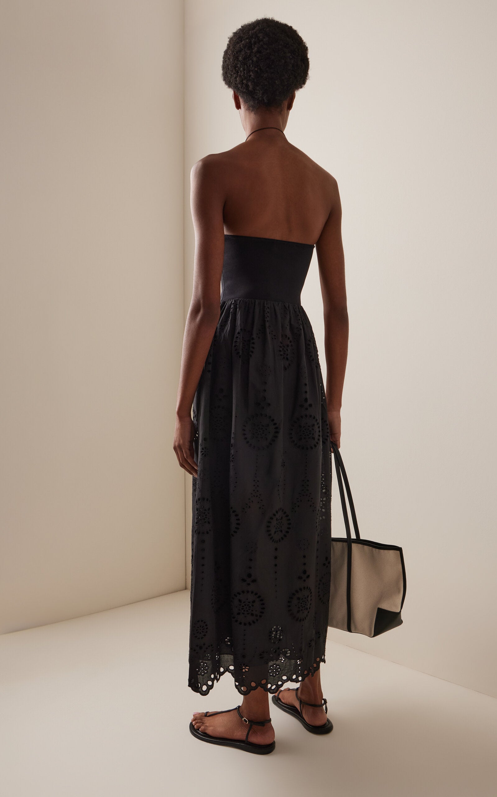 Knit and Broderie Anglaise Cotton Midi Dress Full of charm simple and atmospheric