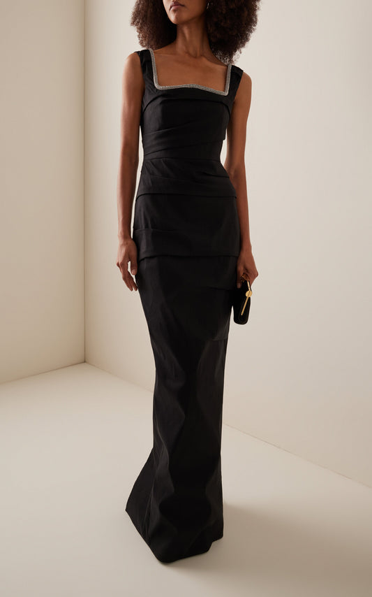 Party Dresses Strapless Crepe GownGentle beautiful and grand