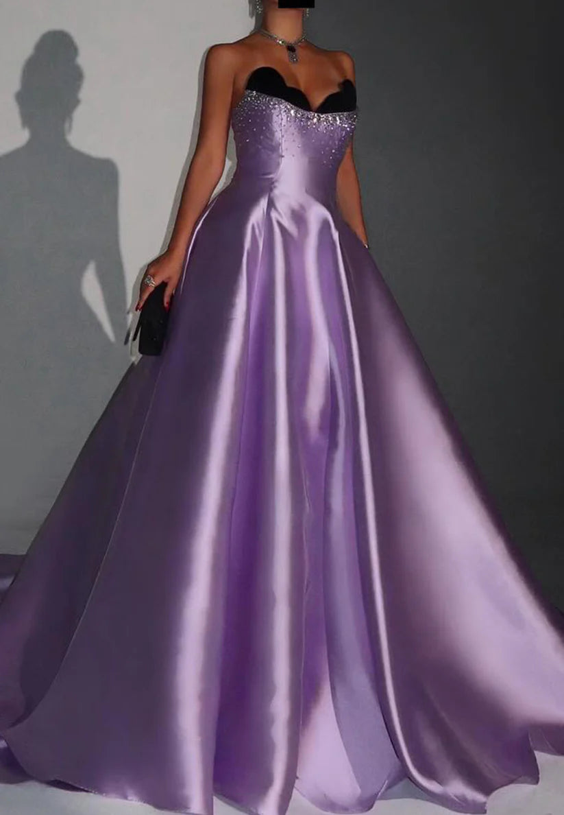 V-Neck Sleeveless Prom Dress Beaded Pleated Sleek A-Line Evening Dress Simple gentle beautiful and unique design