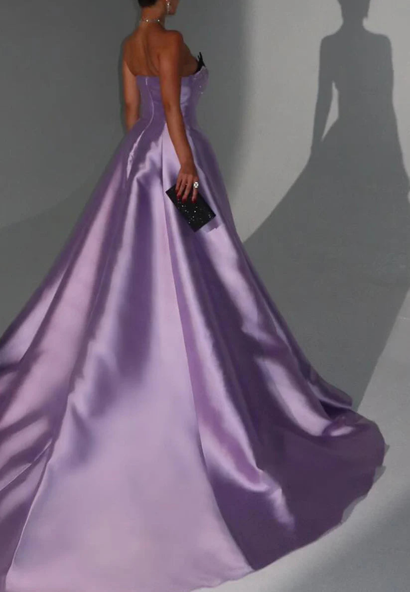 V-Neck Sleeveless Prom Dress Beaded Pleated Sleek A-Line Evening Dress Simple gentle beautiful and unique design