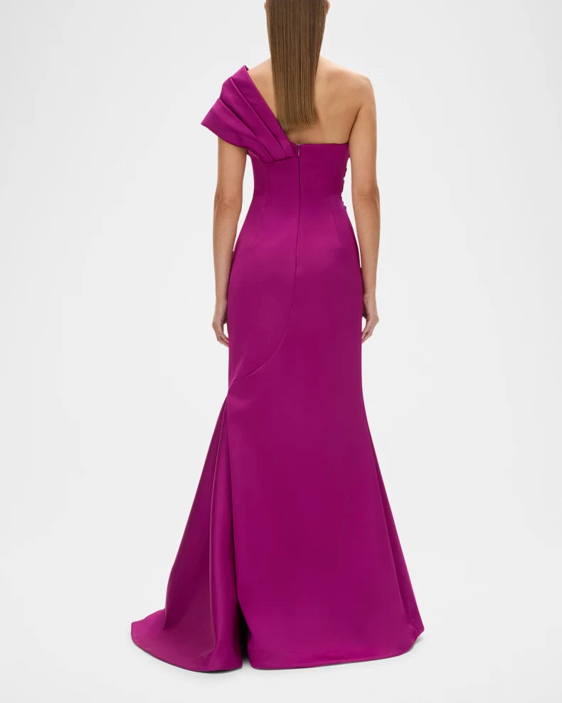 Edan Rosette Off-The-Shoulder Trumpet Gown Beautiful and charming simple and unique design