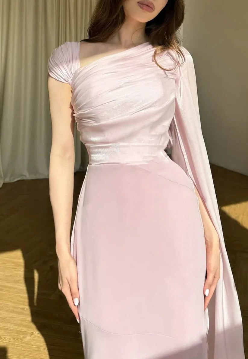 One Shoulder Long Sleeves Sleek Mermaid Formal Dress simple gentle atmospheric and unique desi Bring summer colors to enhance whiteness