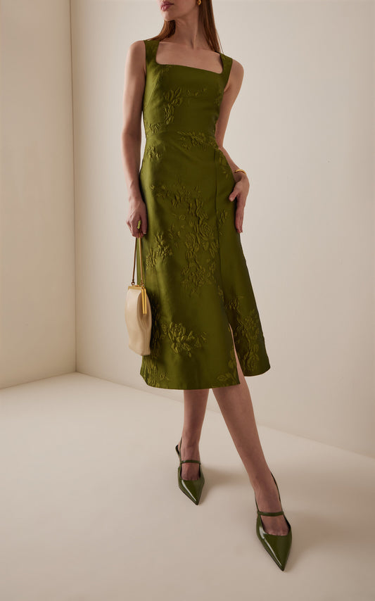 Embossed Satin Jacquard Midi Dress Full of charm simple and atmospheri