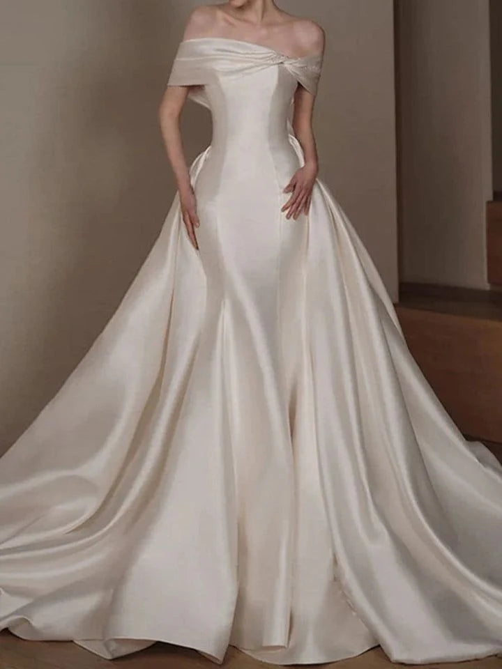 Luxury Satin A-Line Wedding Dress Boat Neck Sleeveless Off Shoulder Bridal Gown