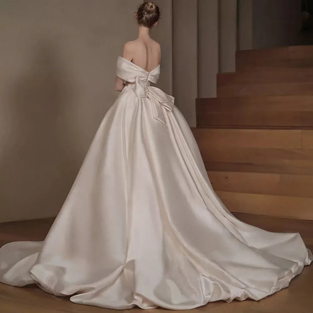 Luxury Satin A-Line Wedding Dress Boat Neck Sleeveless Off Shoulder Bridal Gown