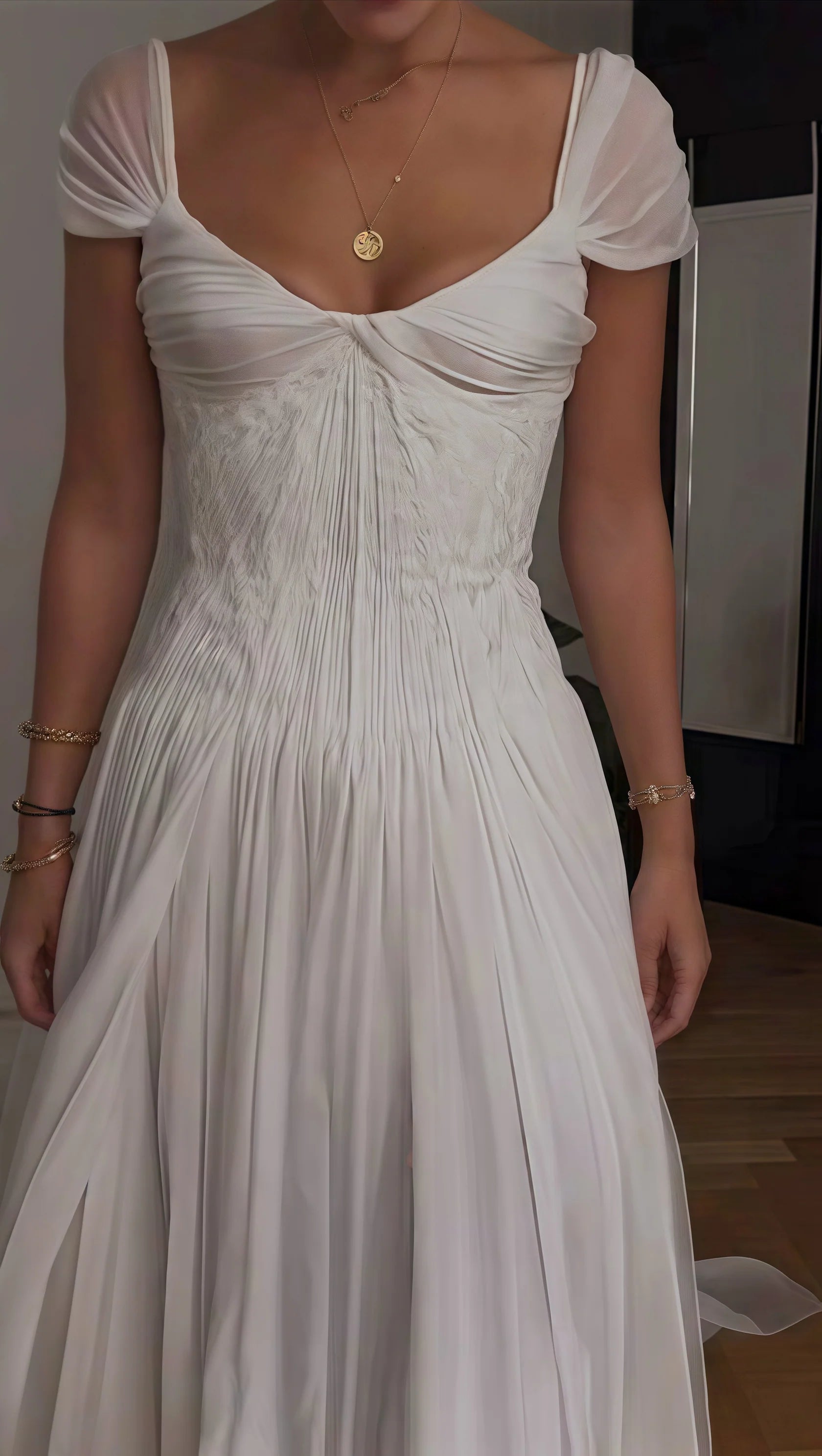 Sexy Mermaid Long Prom Dress Special White Pleated Party Dress Cap Sleeves Chiffon Wedding Gown