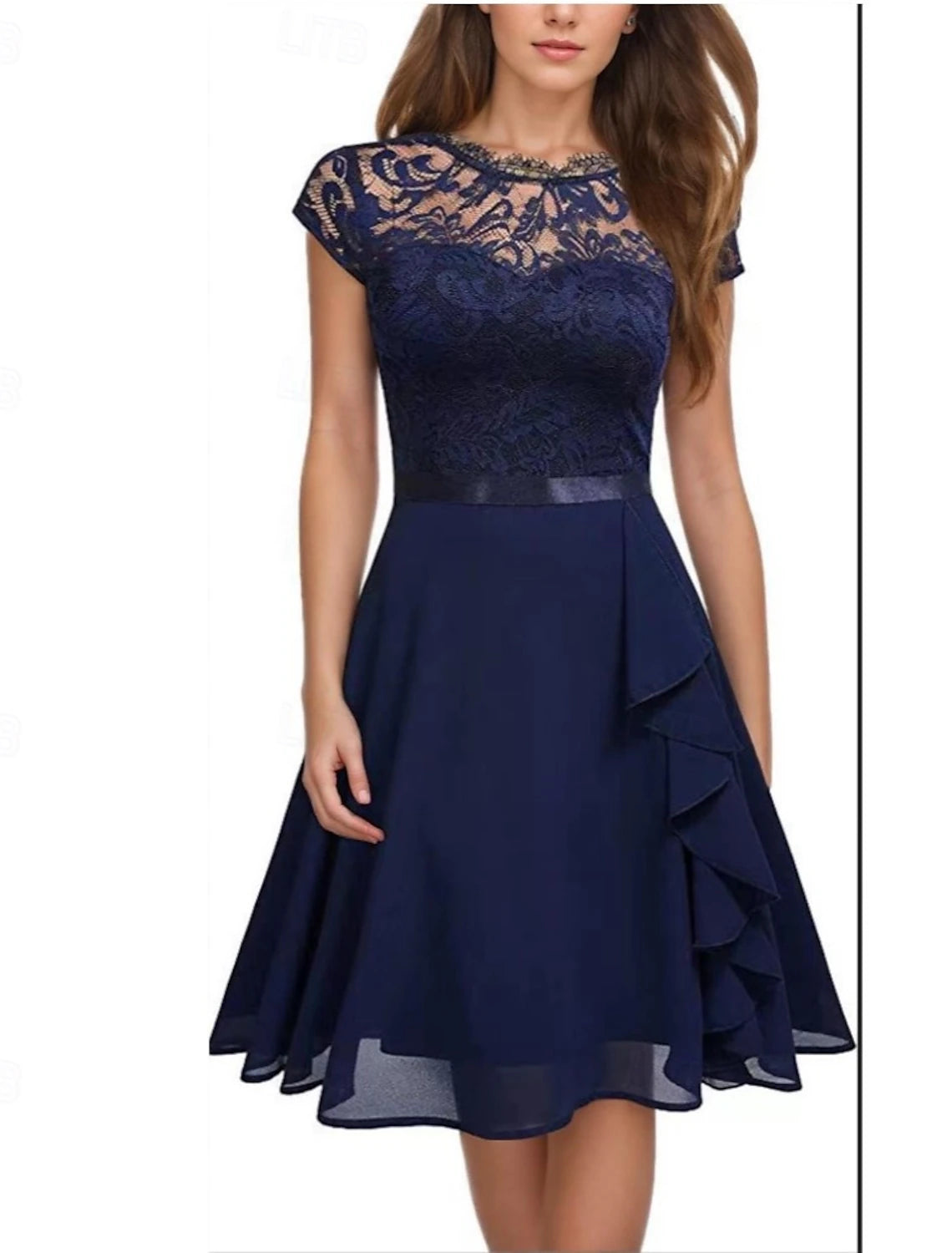 A-Line Mother of the Bride Dress Elegant Party Jewel Neck Knee Length Lace Short Sleeve with Lace Derby Dresses