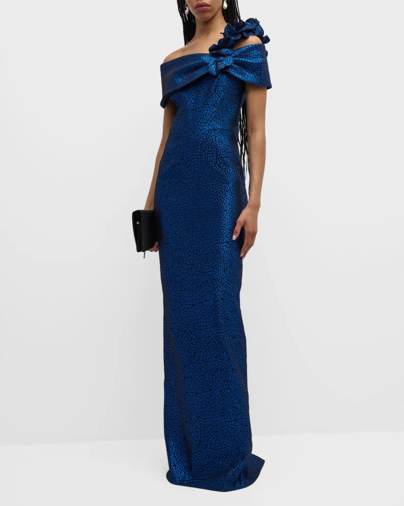 One-Shoulder Metallic Jacquard Column Gown Beautiful and charming simple and unique design