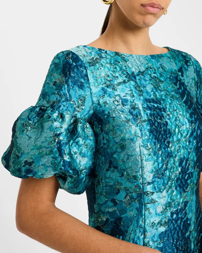 Puff-Sleeve Metallic Jacquard Dress Beautiful and charming simple and unique design
