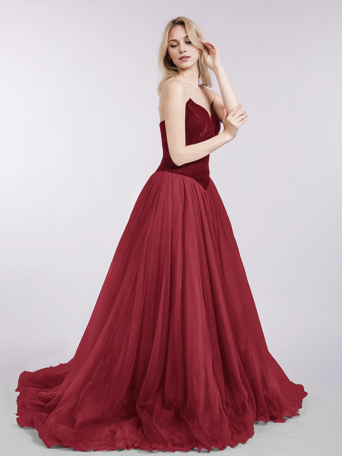 Sweetheart Neck Tulle Dress with Train-Burgundy Simple gentle atmospheric and unique design