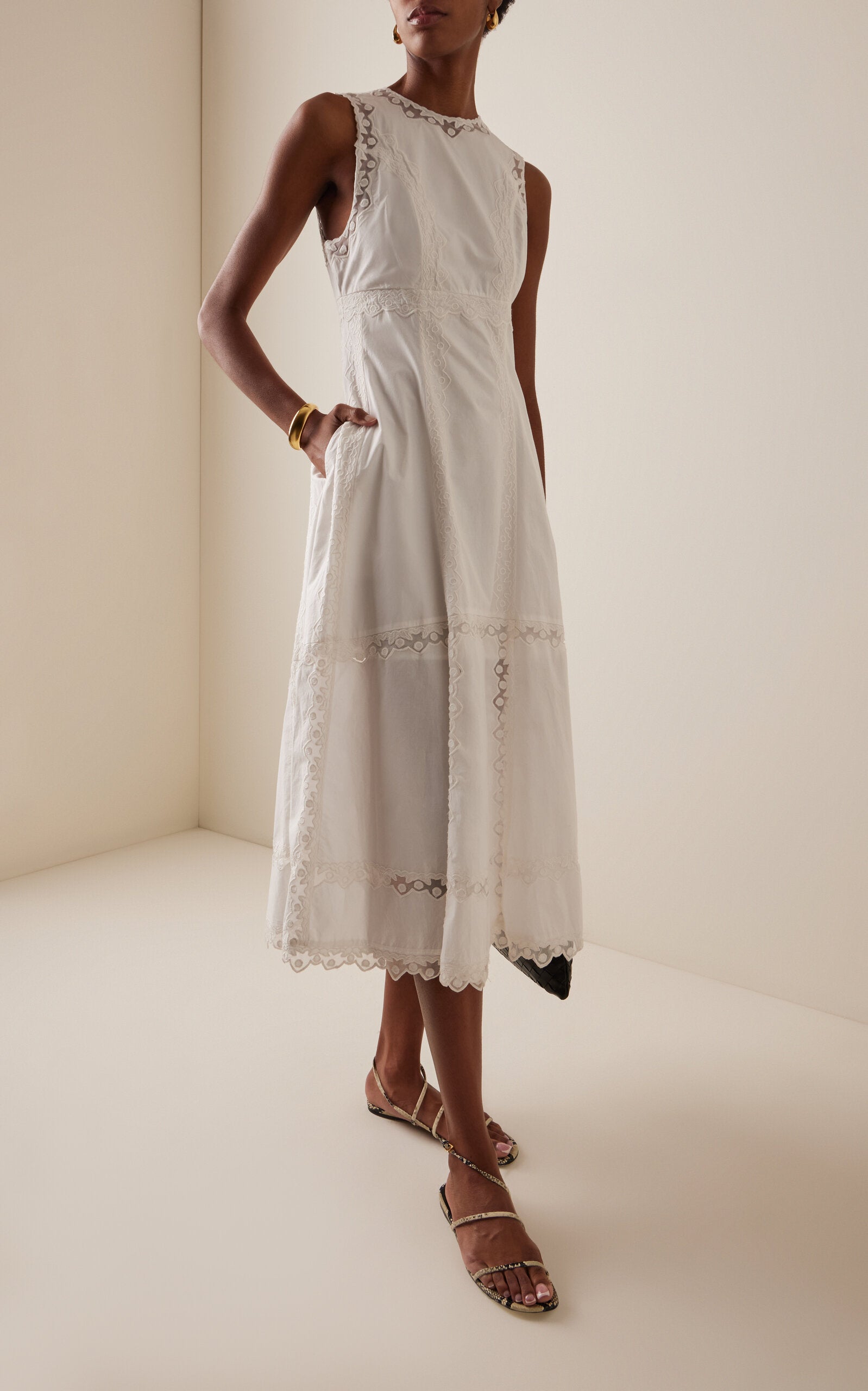 Embroidered Cotton Midi Dress Full of charm simple and atmospheric