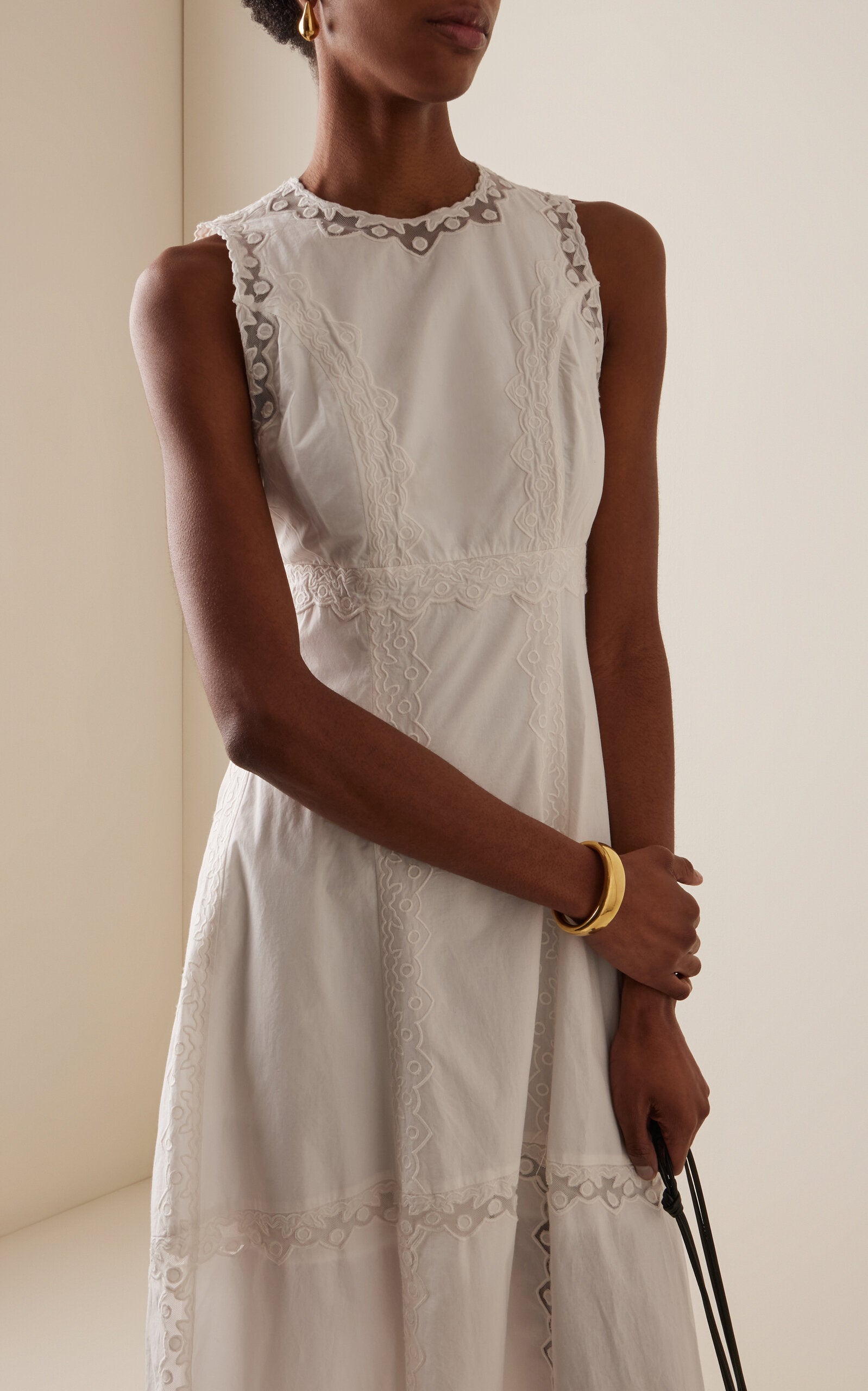 Embroidered Cotton Midi Dress Full of charm simple and atmospheric