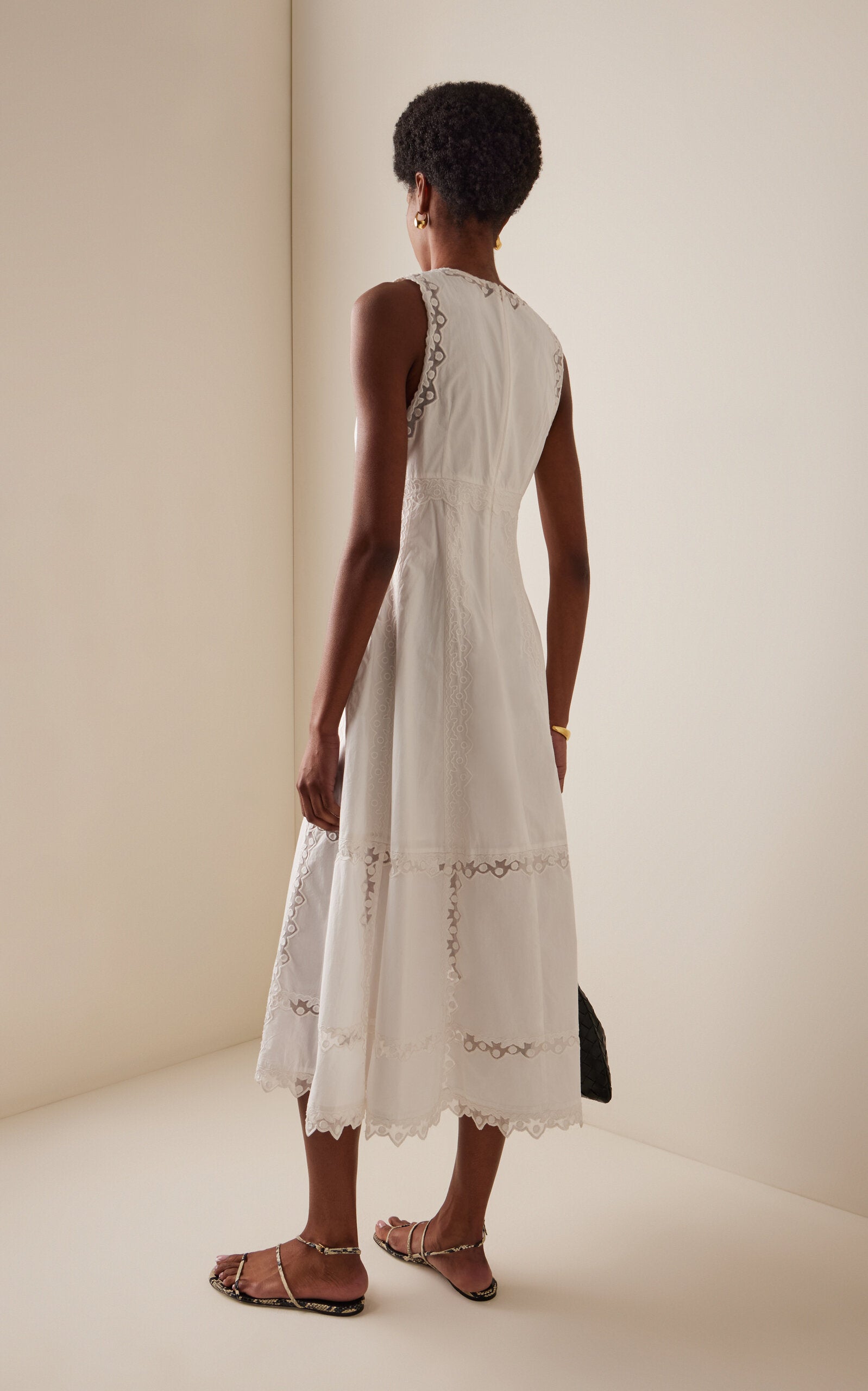 Embroidered Cotton Midi Dress Full of charm simple and atmospheric