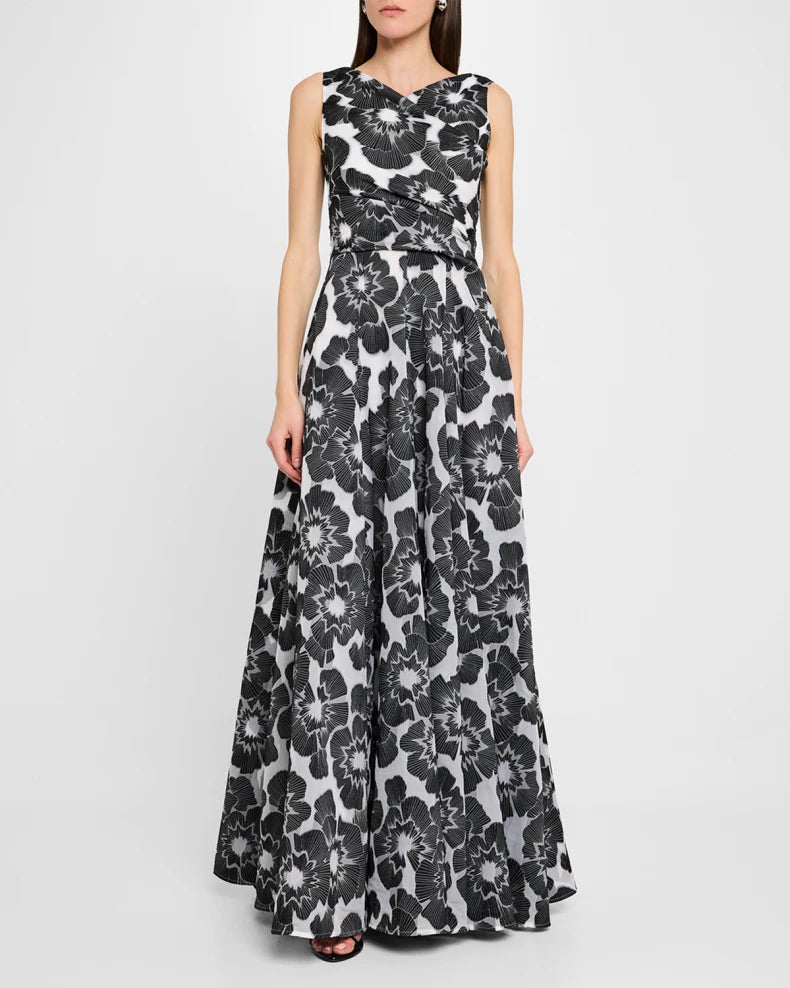 Floral Firecracker Organdi Jacquard Sleeveless Gown Beautiful and charming simple and unique design