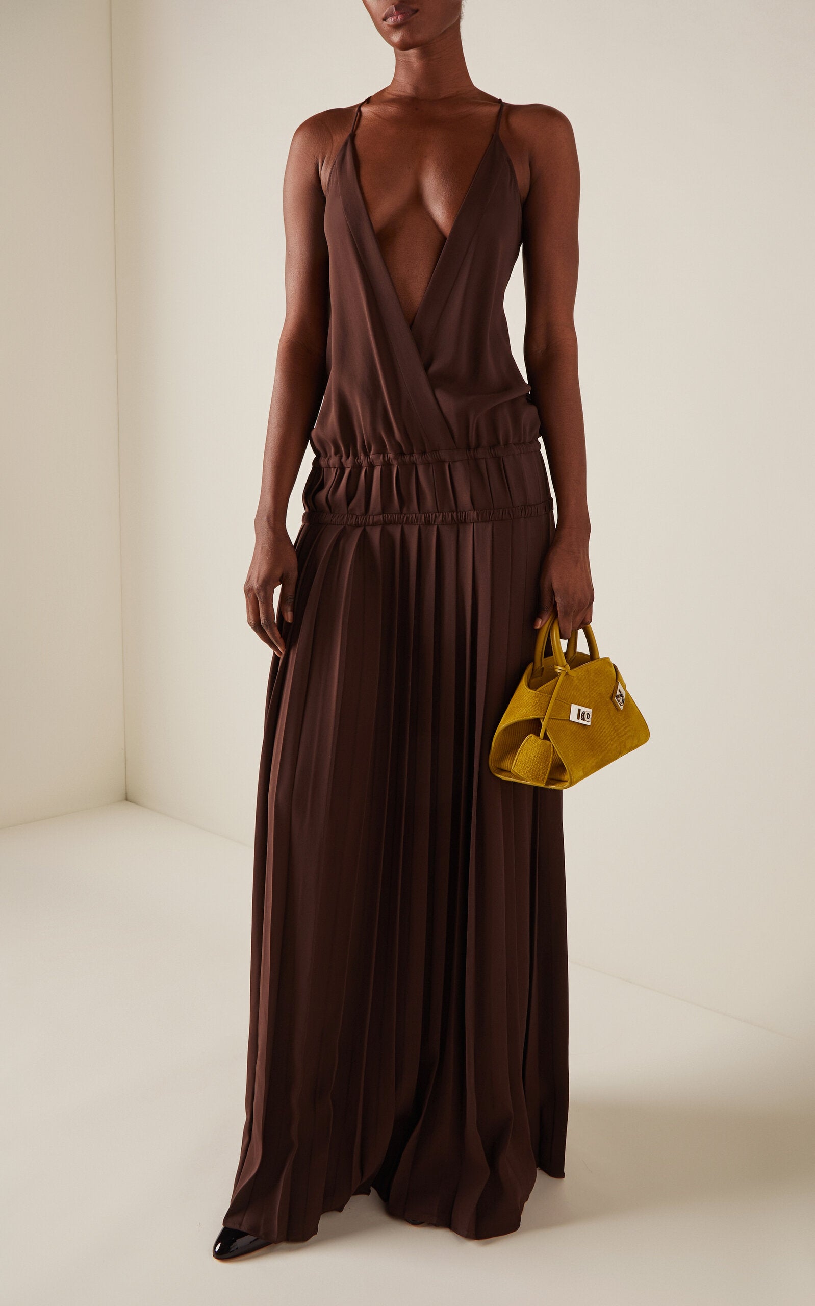 Pleated Drop-Waist Crepe Maxi Dress Gentle beautiful and grand