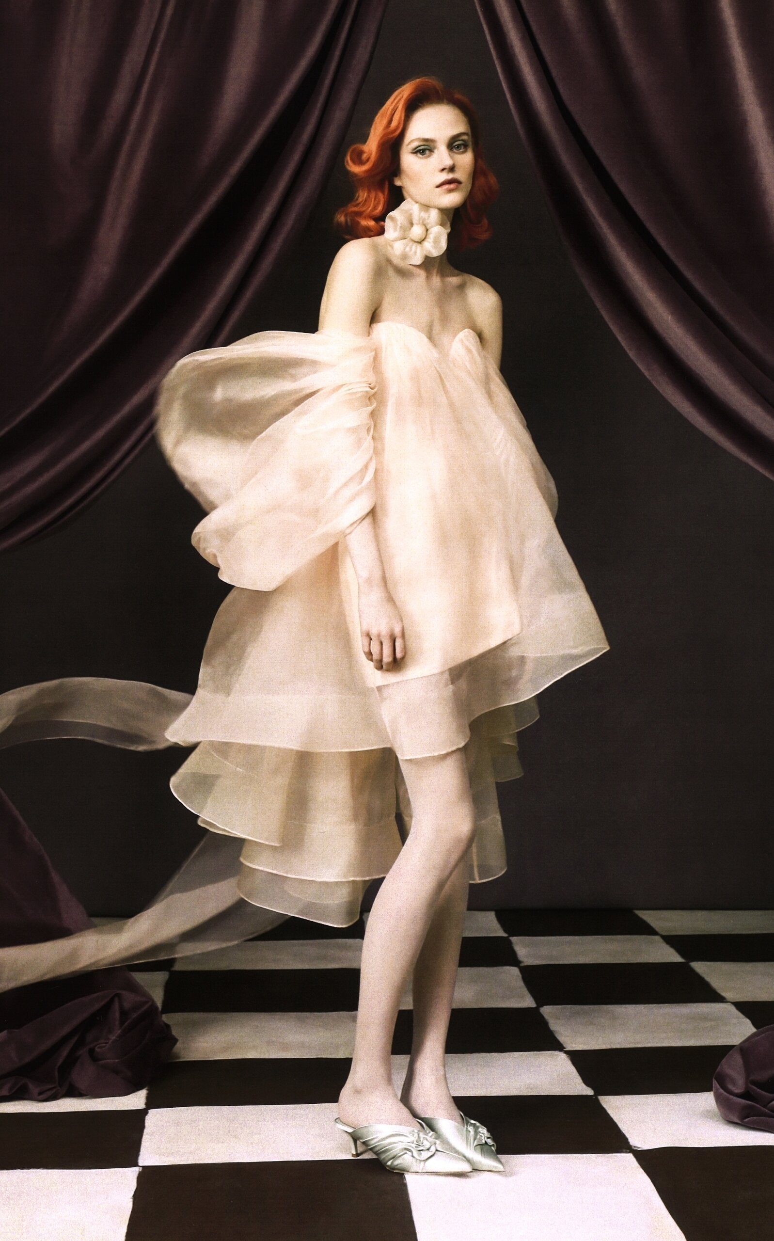 Crush Strapless Silk Mini Dress Simple gentle beautiful and grand