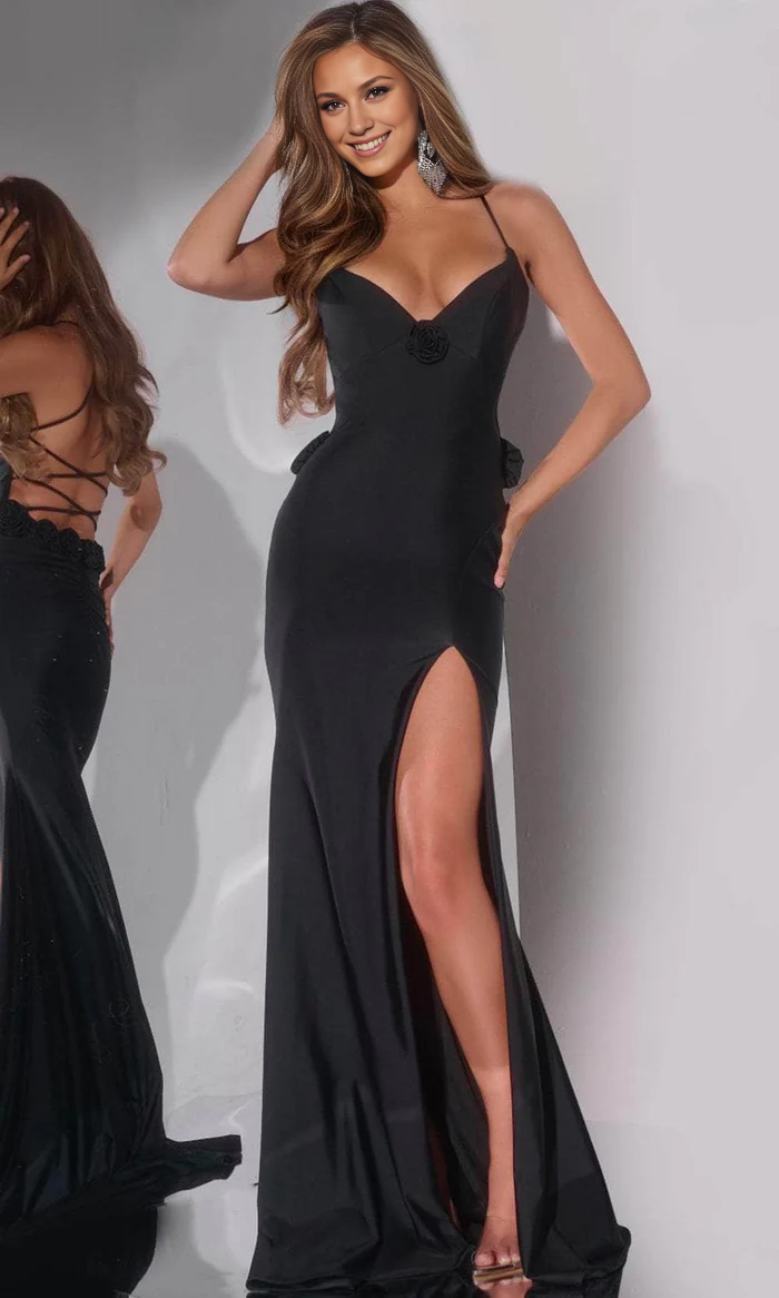 Floral Detail Deep V-Neck Prom Gown Simple gentle atmospheric and unique design