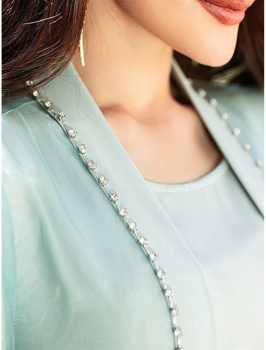 A-Line Mother of the Bride Dress Elegant Vintage Crew Neck Floor Length Satin Long Sleeve with Beading